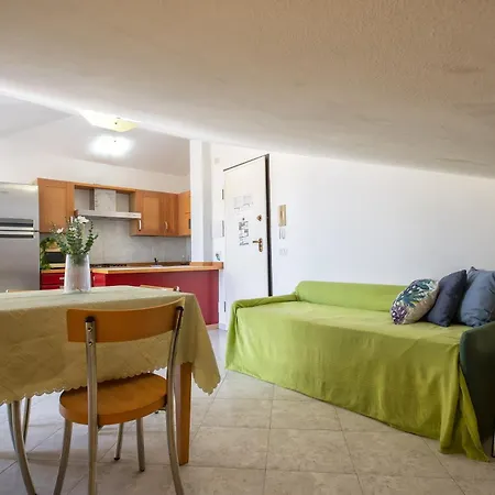 Apartment Paradise *